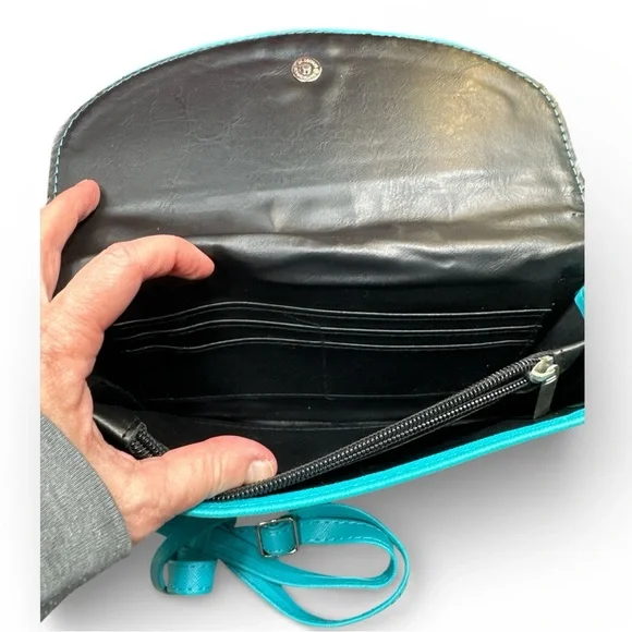 Stylish Blue Handbag with Stud Accents‎ - Picture 3 of 3